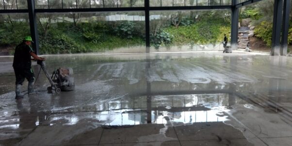 pulido de concreto con diamantes